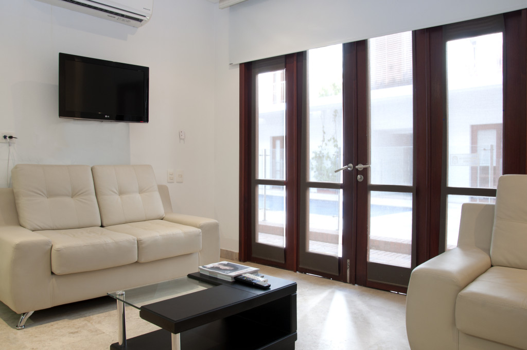 Modern Apartment – Old City